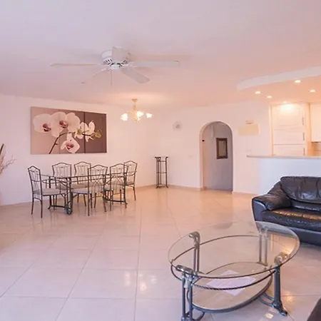 Villa Spacious 3-bedroom