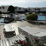 Spacious 3-bedroom * Адехе