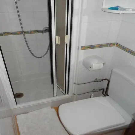 Spacious 3-bedroom Вілла Адехе